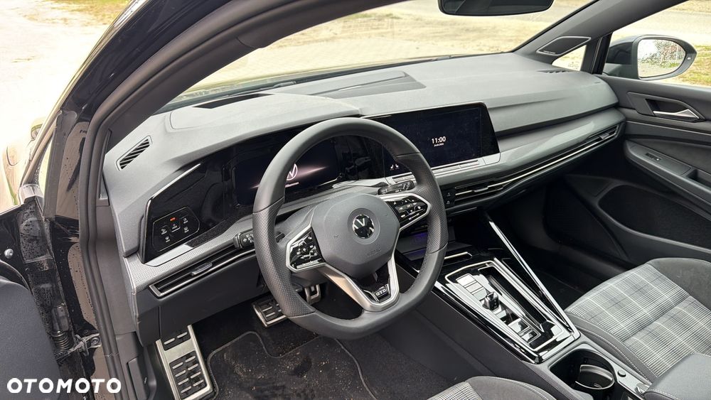 Volkswagen Golf 2.0 TDI SCR DSG GTD - 28