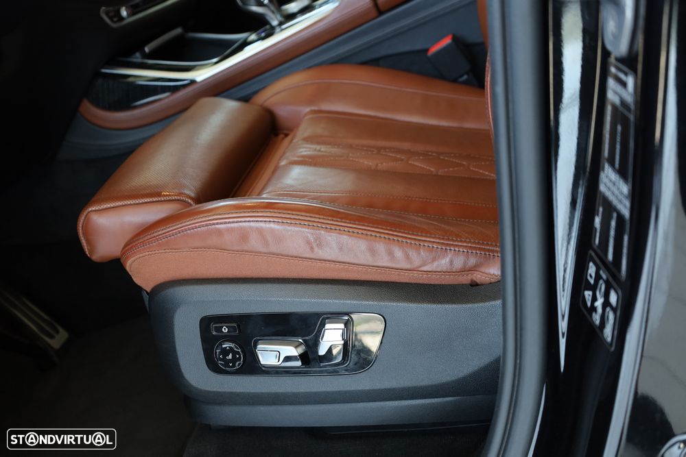 BMW X7 M50d - 22