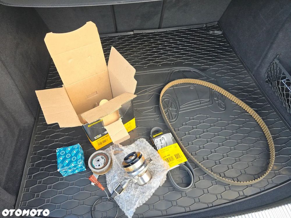 Audi A4 Avant 2.0 TDI S tronic - 34