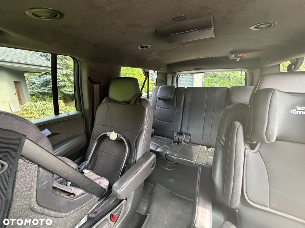 Cadillac Escalade - 5