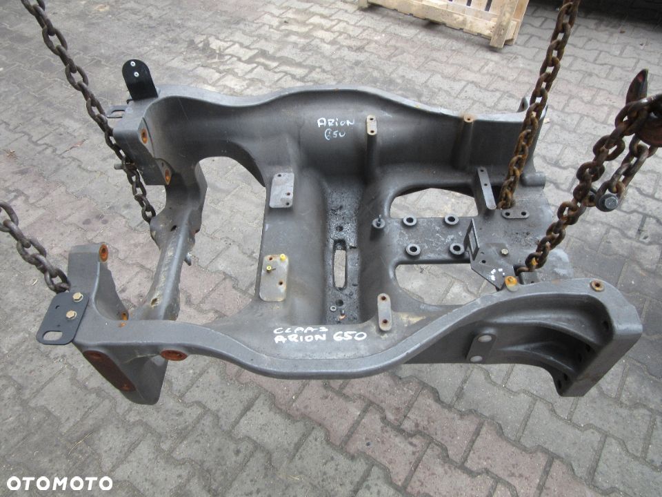 Wspornik przedniego mostu kołyska 0011287972 Renault Claas Ares Axion Arion 620 630 640 650 - 1