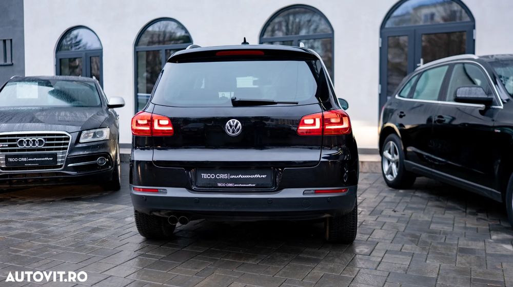 Volkswagen Tiguan 2.0 TDI DPF 4Motion BlueMotion Technology DSG Sport & Style - 17
