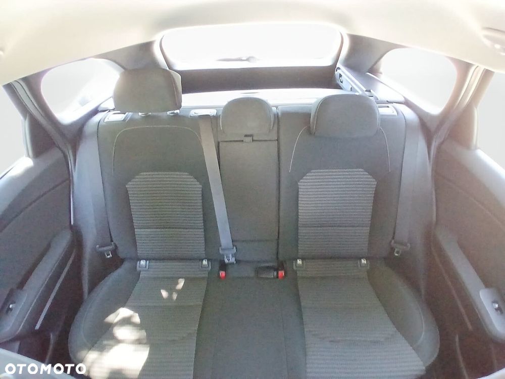 Kia Ceed 1.5 T-GDI M - 41