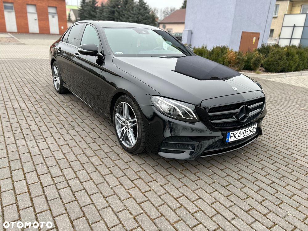 Mercedes-Benz Klasa E 220 d 9G-TRONIC AMG Line - 2