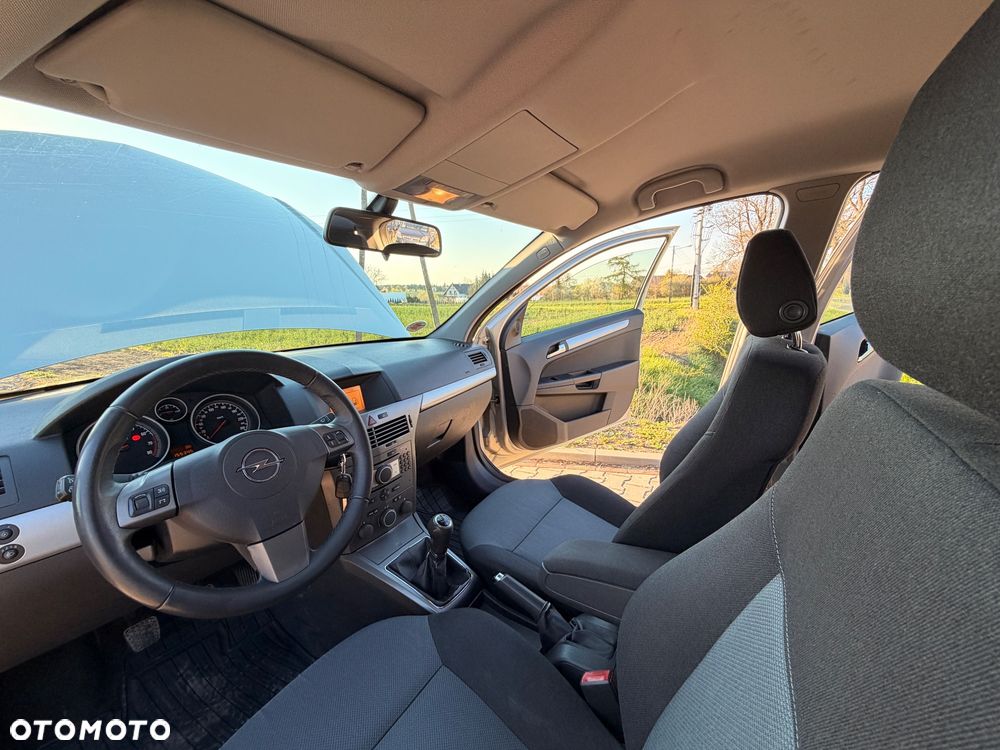 Opel Astra - 9