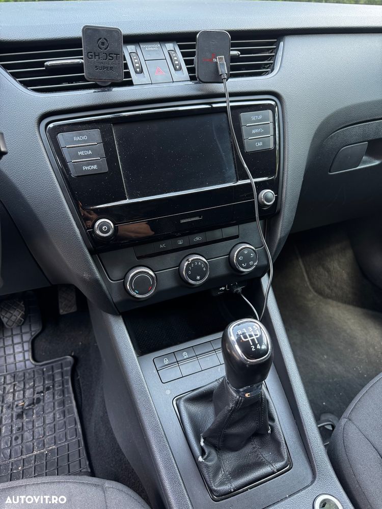 Skoda Octavia - 8