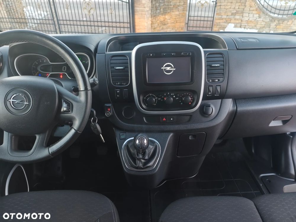 Opel Vivaro - 7