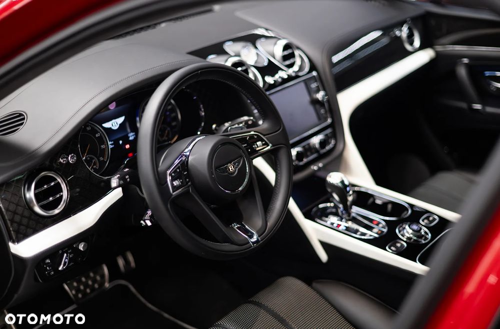 Bentley Bentayga - 17