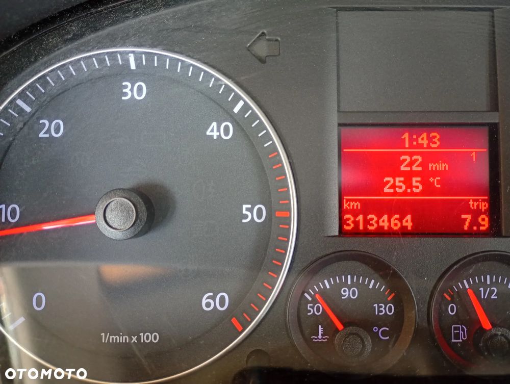 Volkswagen Touran 1.9 TDI DPF Trendline - 10
