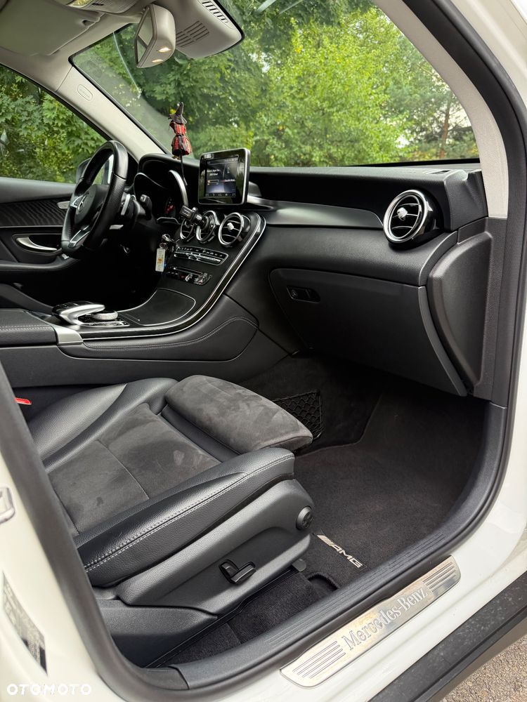Mercedes-Benz GLC 220 d 4-Matic - 27