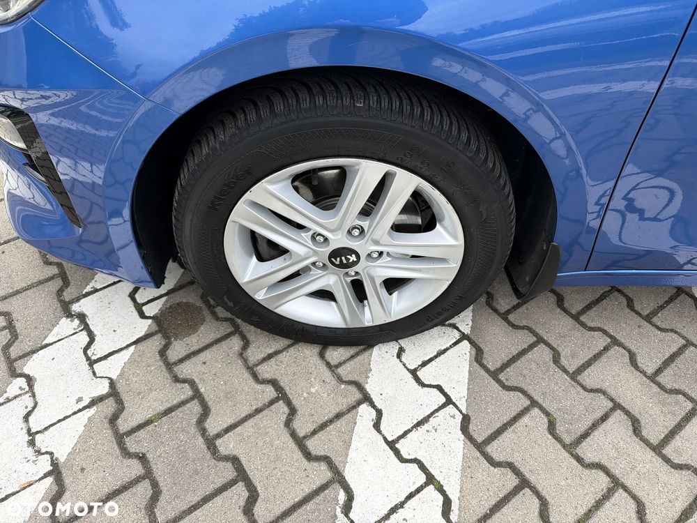 Kia Ceed 1.6 CRDi SCR L Business Line - 29