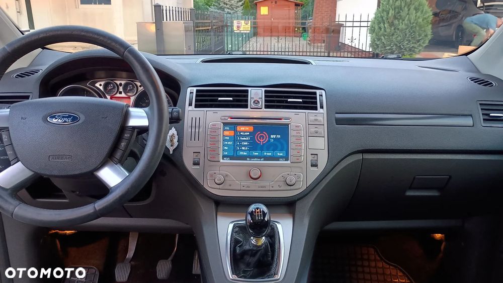 Ford Kuga 2.0 TDCi Titanium - 10