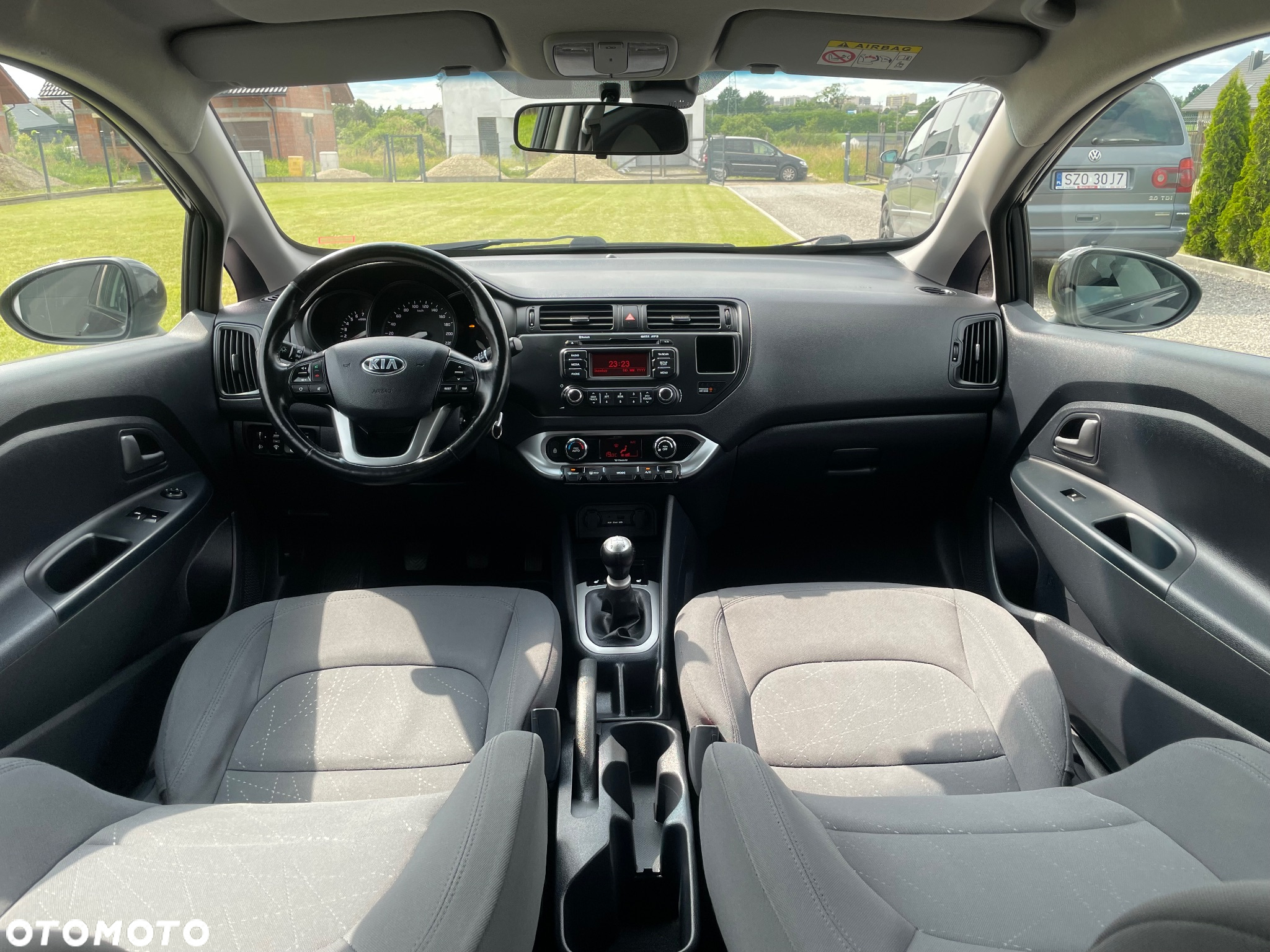 Kia Rio 1.2 Fifa World Cup Edition - 14