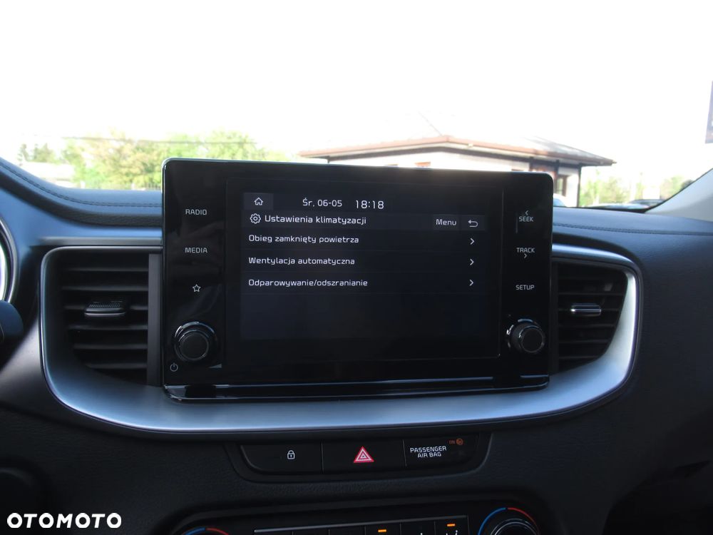 Kia Ceed 1.5 T-GDI M - 26