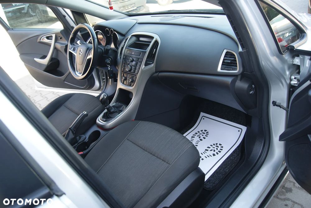 Opel Astra 1.4 ecoFLEX Cosmo - 18