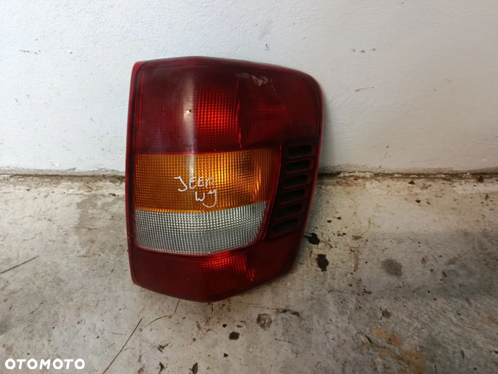 Lampa prawy tył tylna Jeep Cherokee WJ 4 żarówki - 1