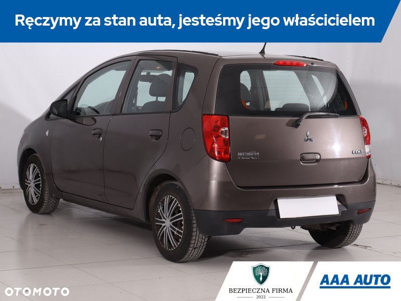 Mitsubishi Colt - 6