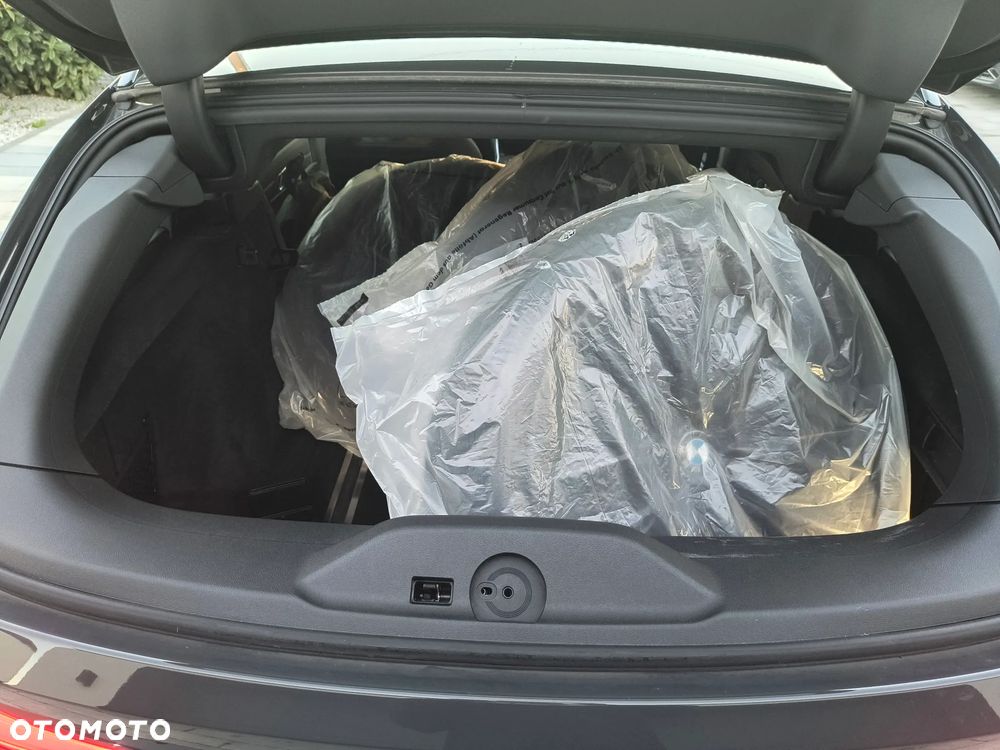 BMW Seria 3 320d xDrive mHEV M Sport - 27