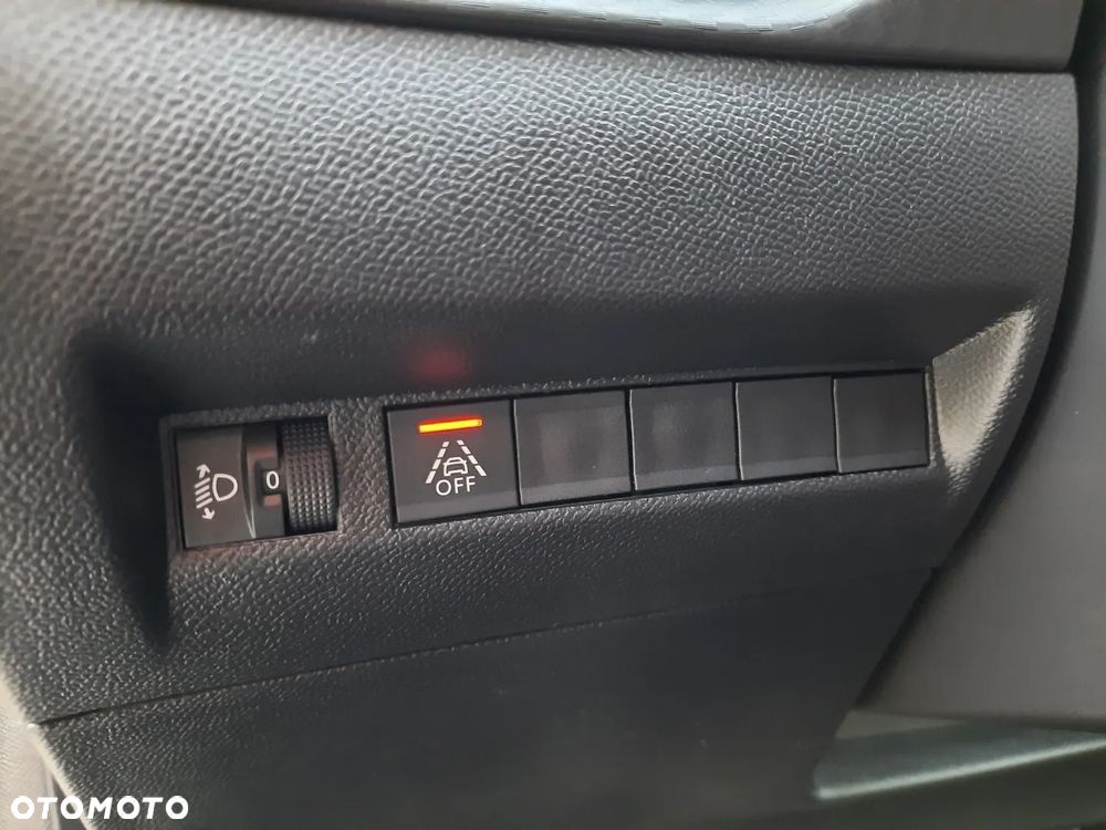 Peugeot 208 PureTech 75 Active - 23
