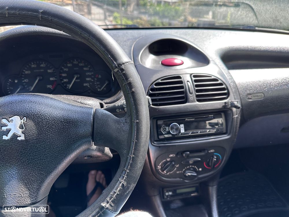 Peugeot 206 1.1 XR - 7