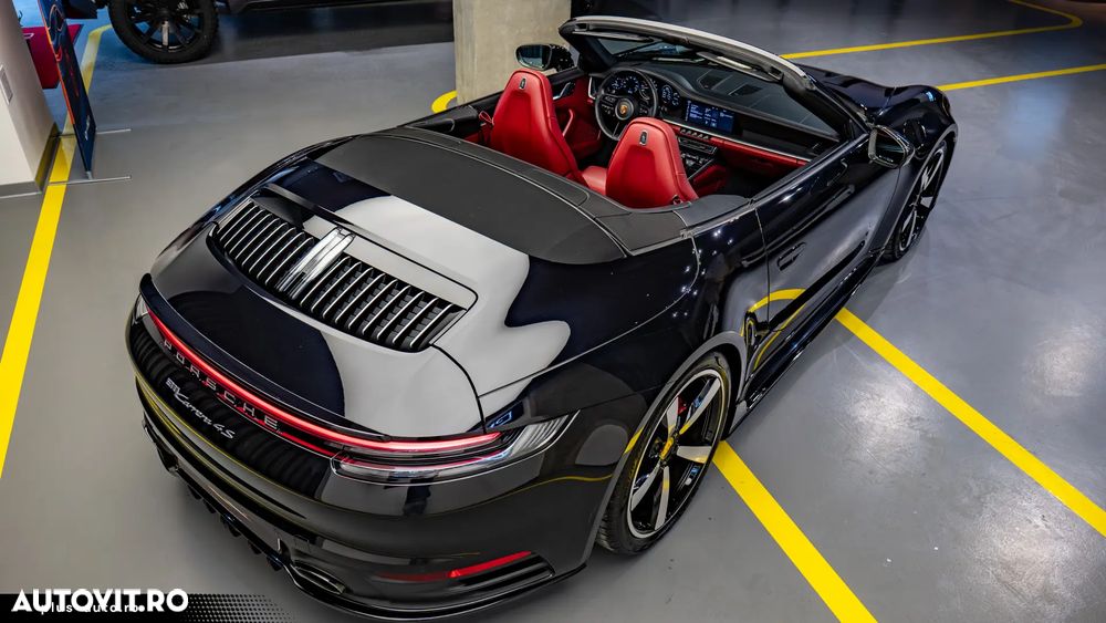 Porsche 911 4S - 4