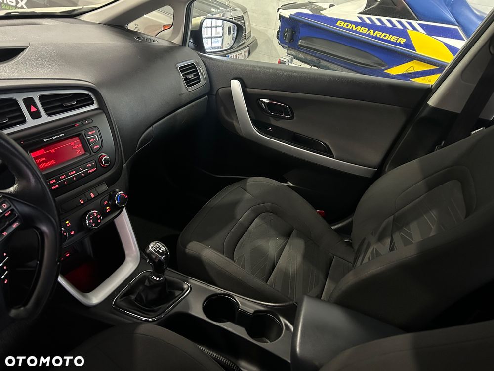 Kia Ceed 1.6 CRDi Smart - 14