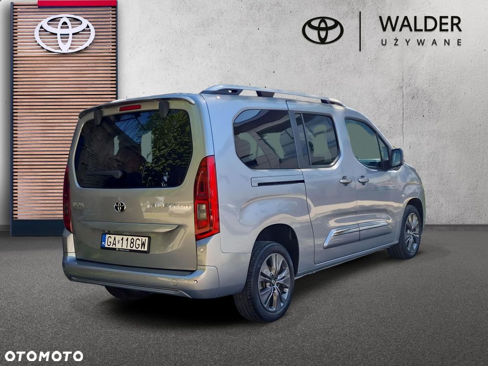 Toyota Proace City Verso Long 1.5 D-4D Family - 3