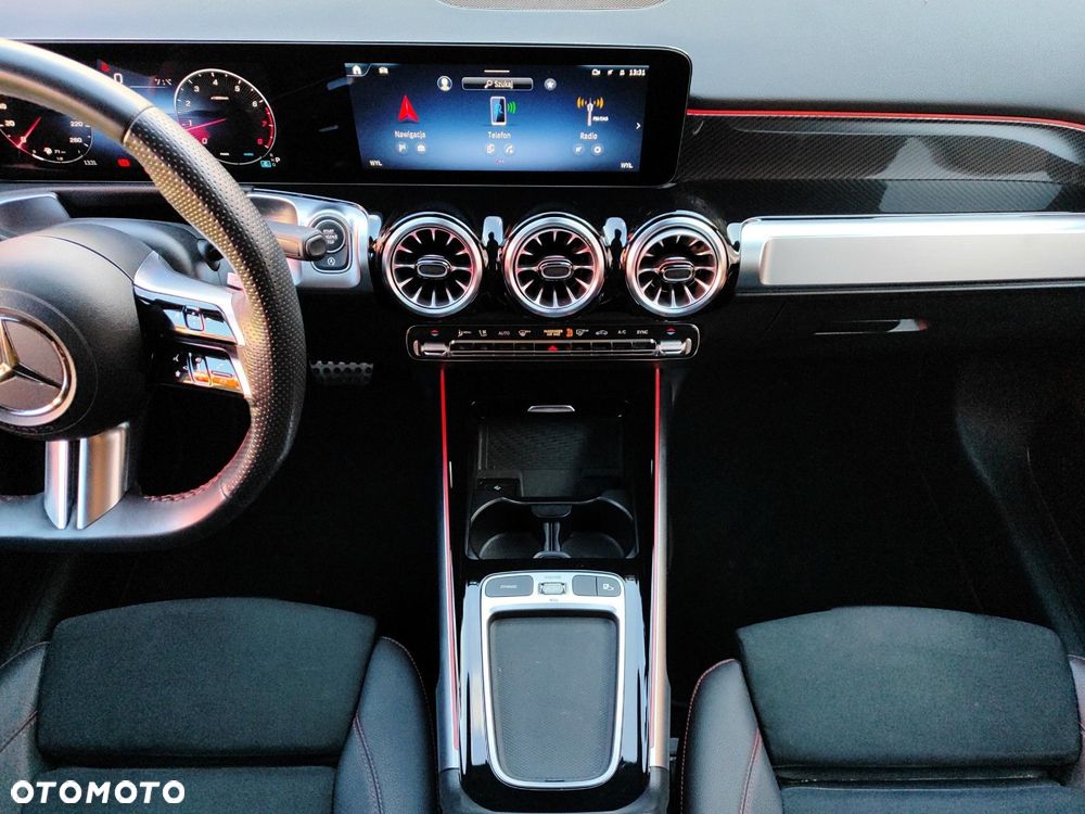 Mercedes-Benz GLB 200 AMG Line 7G-DCT - 19