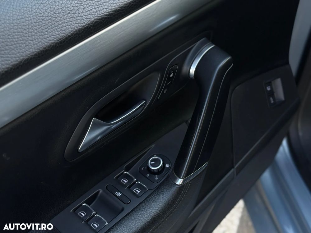 Volkswagen Passat CC 2.0 TDI DSG Exclusive - 9