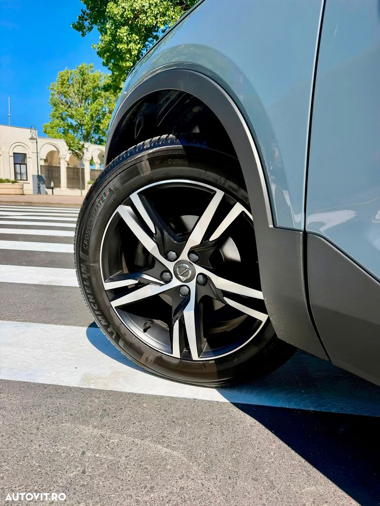 Volvo XC 40 T3 Geartronic RDesign - 2