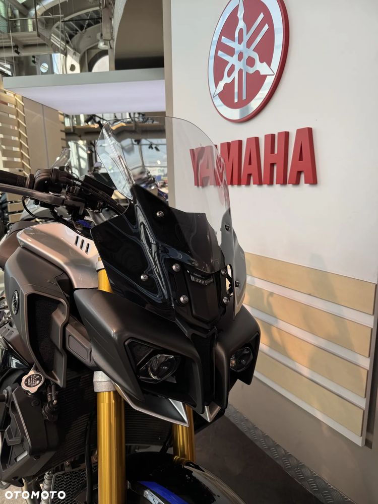 Yamaha MT - 9