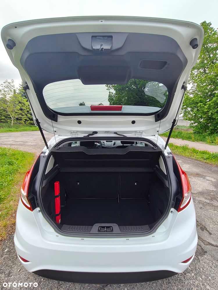 Ford Fiesta 1.25 Silver X (SVP) - 24