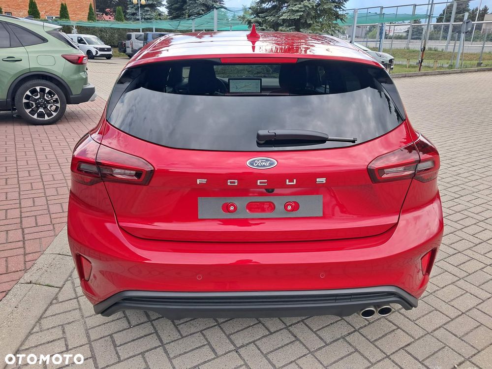 Ford Focus 1.0 EcoBoost mHEV ST-Line X - 12