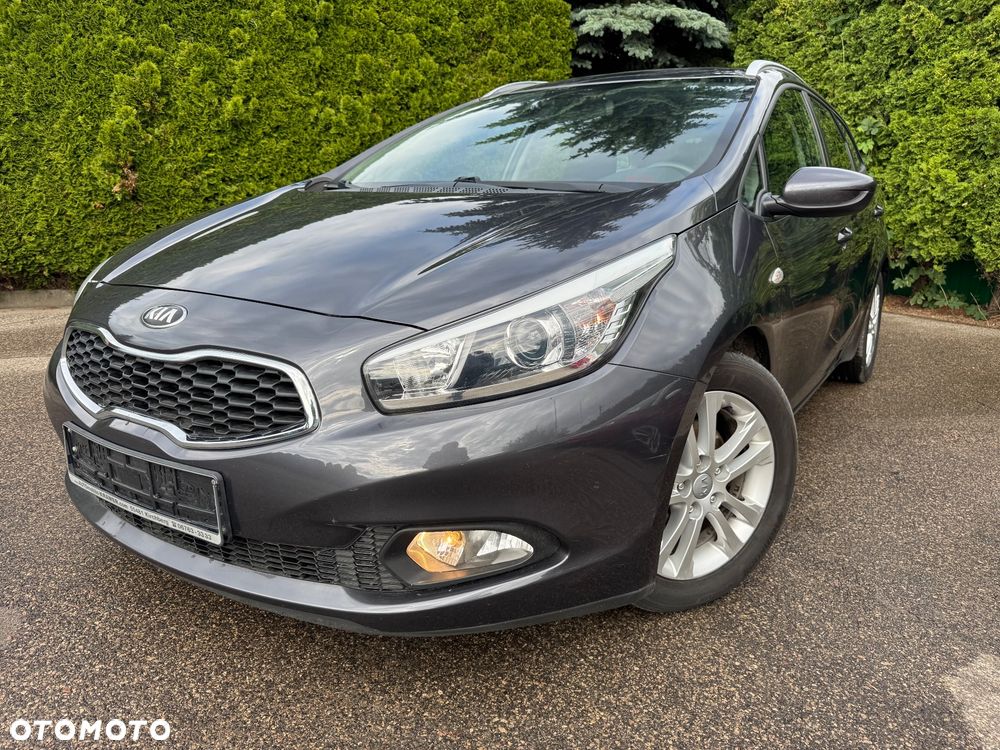 Kia Ceed 1.6 CRDi 128 ISG Fifa World Cup Edition - 21