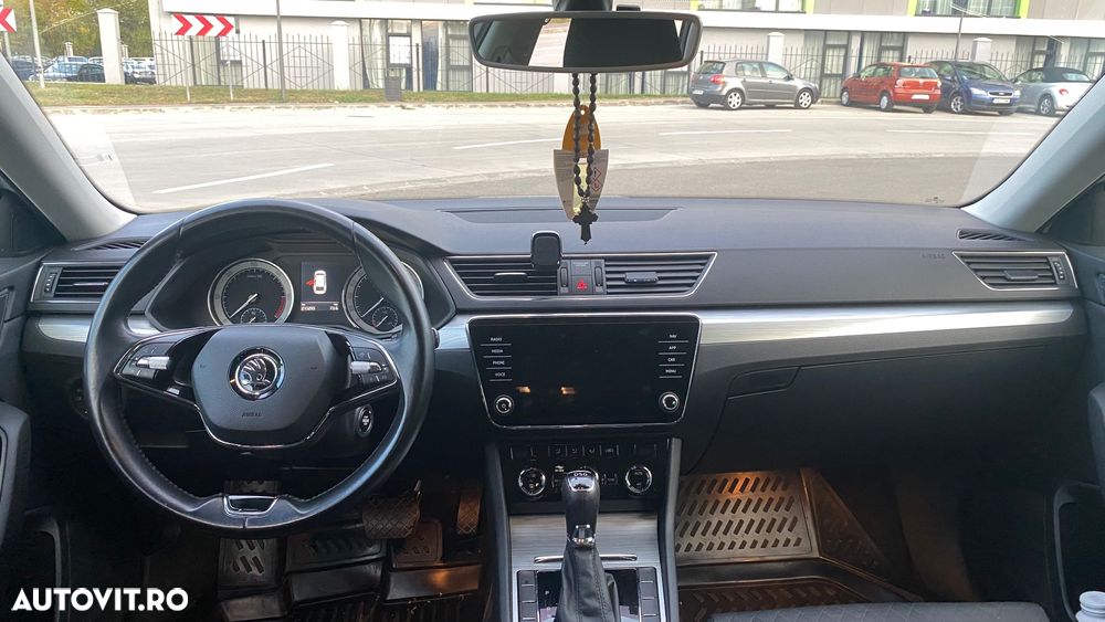 Skoda Superb Combi 2.0 TDI 150 CP DSG Selection - 9