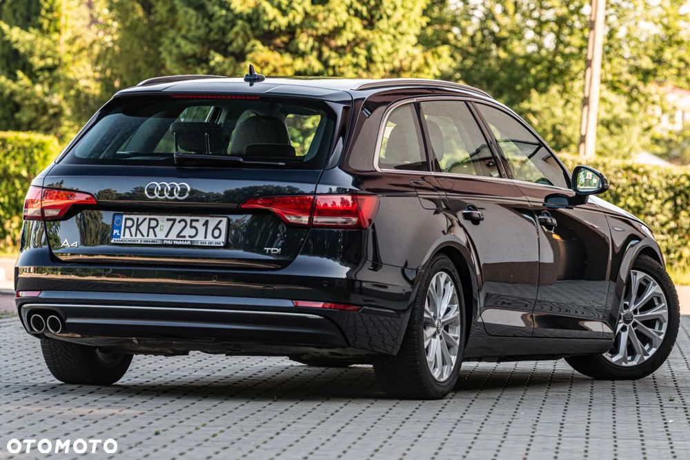 Audi A4 Avant 2.0 TDI S tronic - 2