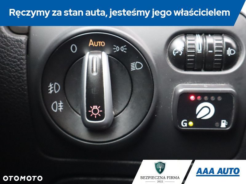 Volkswagen Golf - 17