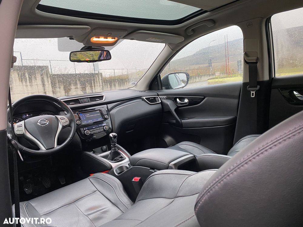 Nissan Qashqai 1.6 DCI Start/Stop 4X4-i Tekna - 11