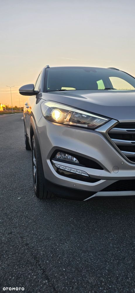 Hyundai Tucson blue 1.7 CRDi 2WD Advantage - 36