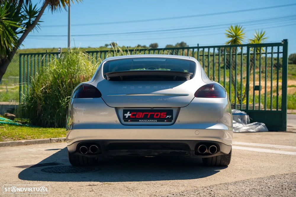 Porsche Panamera S Hybrid - 8