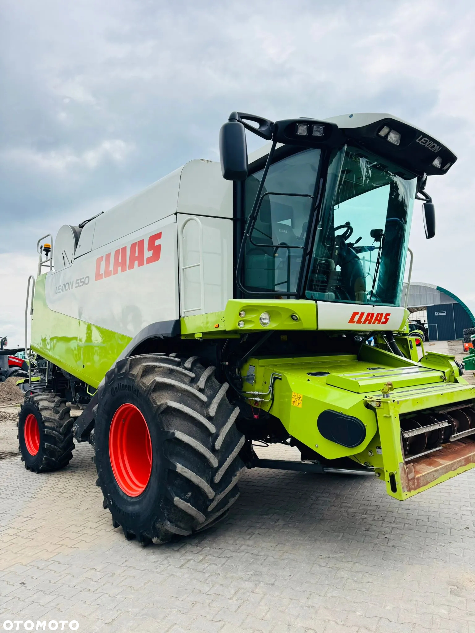 Claas Lexion 550 - 11