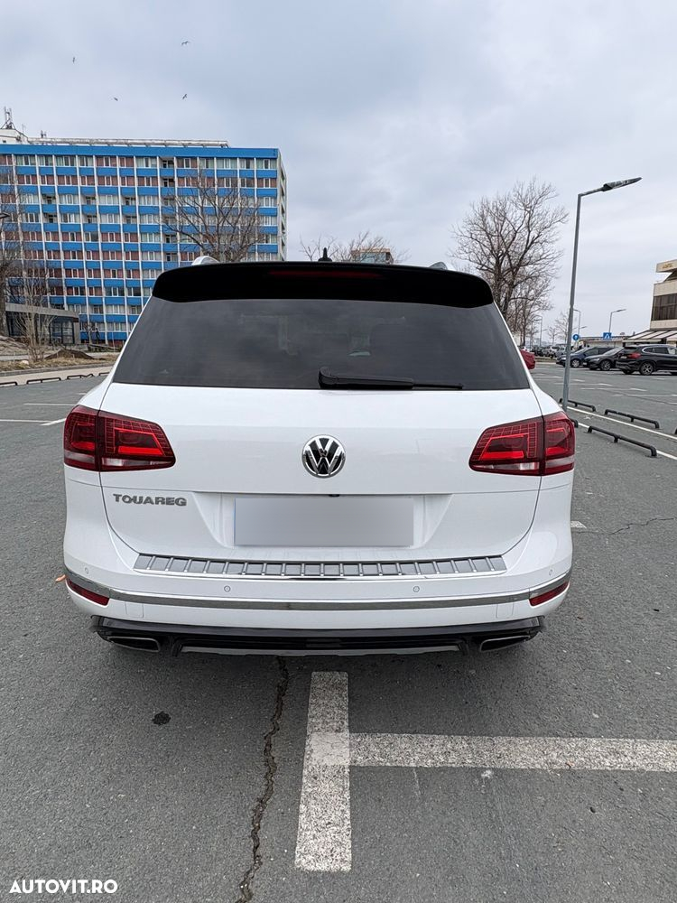 Volkswagen Touareg - 28