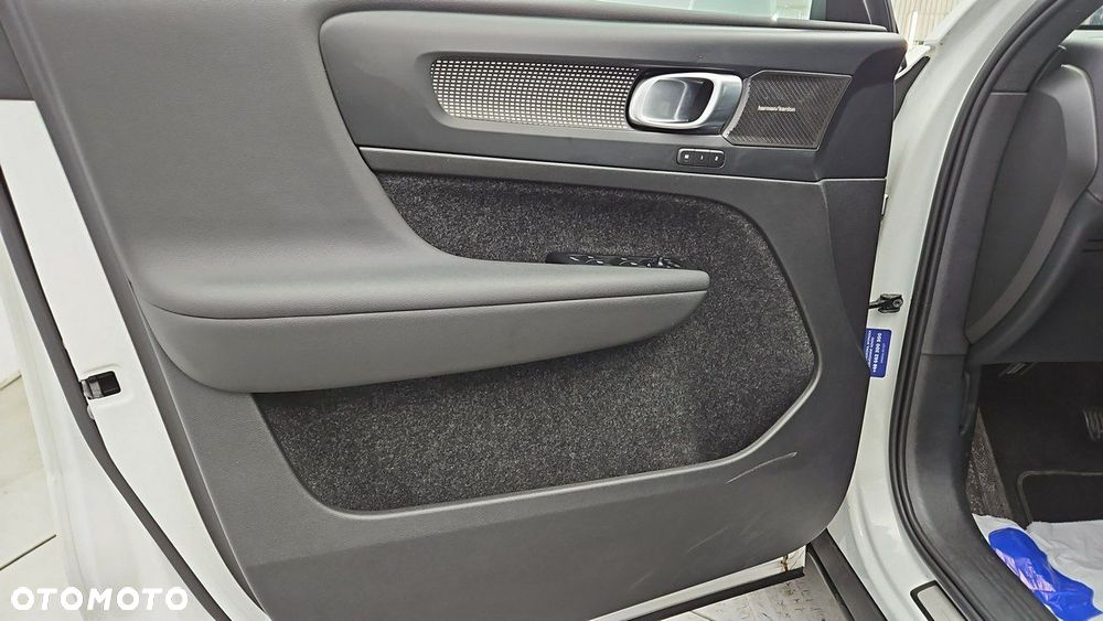 Volvo XC 40 B3 Plus Bright - 10