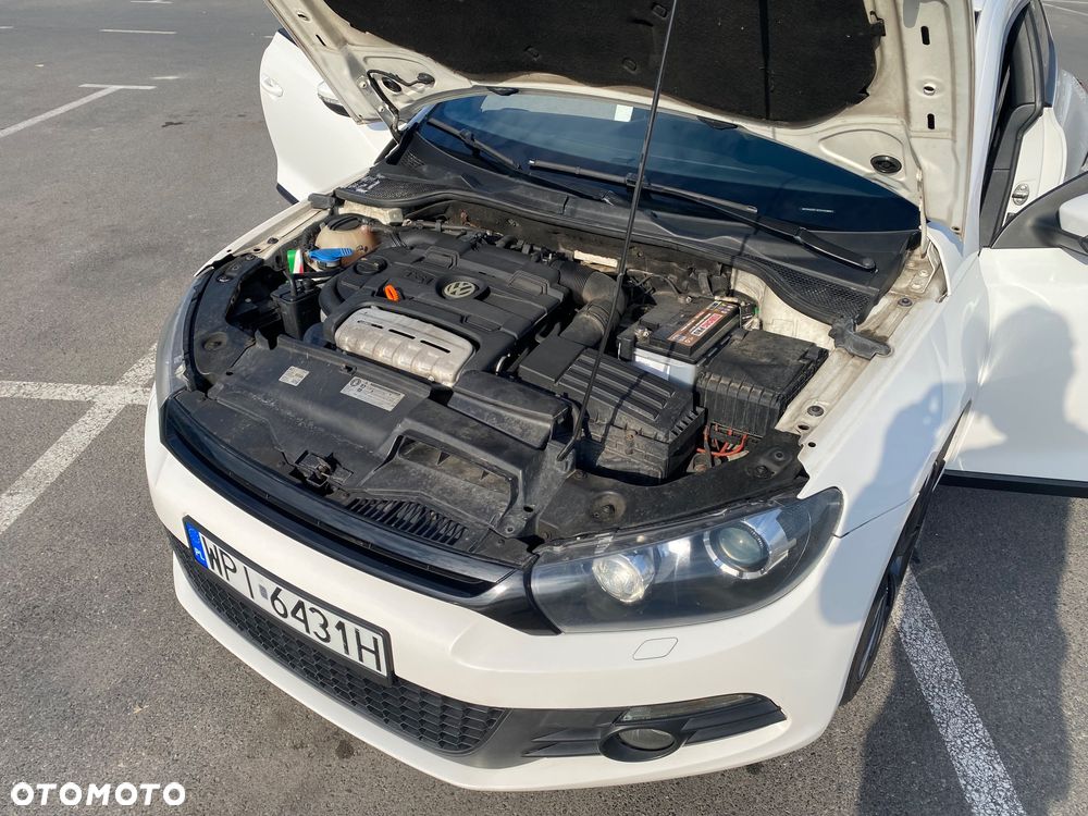 Volkswagen Scirocco 1.4 TSI DSG - 28
