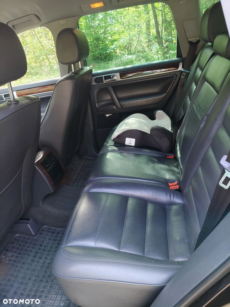 Volkswagen Touareg - 17