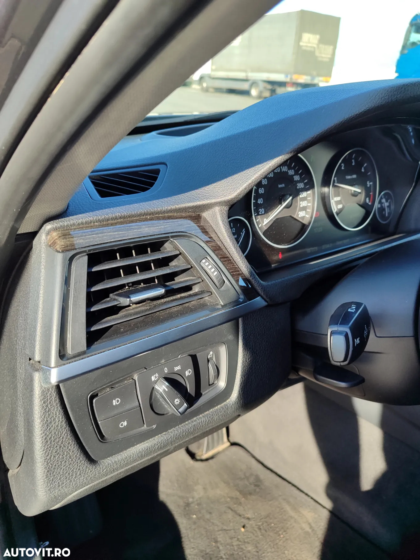 BMW Seria 3 316d Touring Aut. Luxury Line - 13