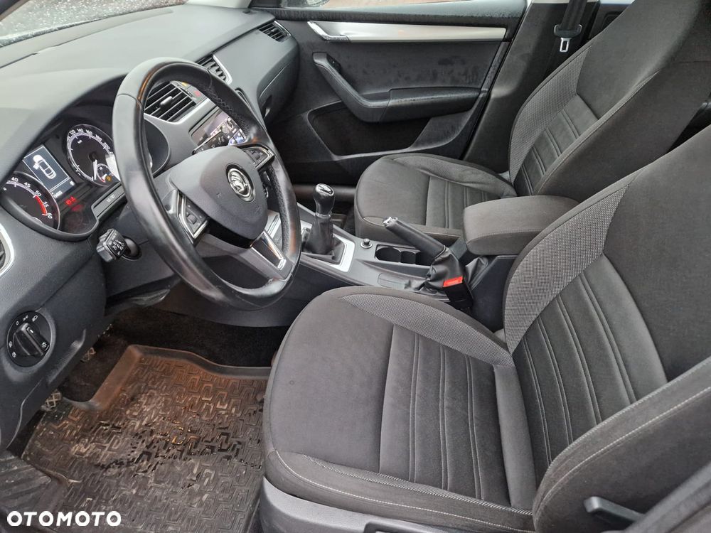 Skoda Octavia 1.6 TDI SCR Ambition - 9