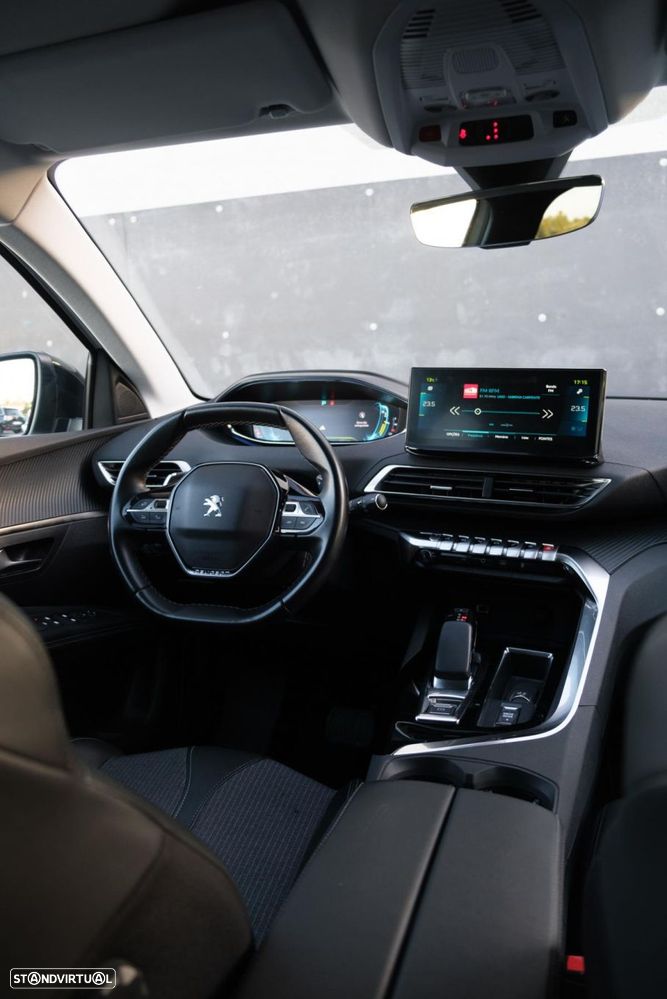 Peugeot 3008 225 e-EAT8 Allure - 7