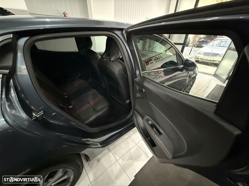 Renault Clio 1.5 Blue dCi RS Line - 16