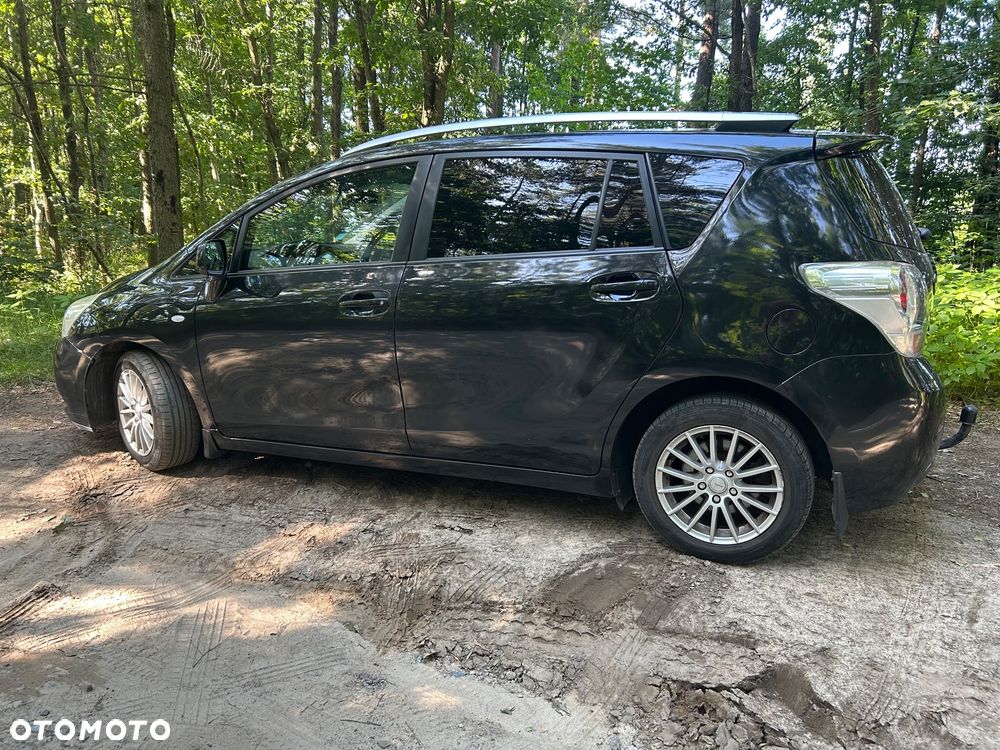 Toyota Verso 2.0 D-4D Sol SW 7os - 4